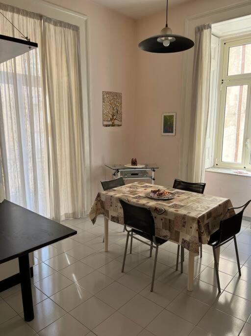 Apartamento La Casa Di Pepo Nápoles Exterior foto
